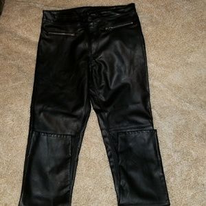 Faux leather skinny jeans